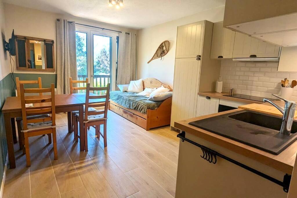 Cozy Appartement Avec Vue Sur Montagne Bourisp Exterior foto